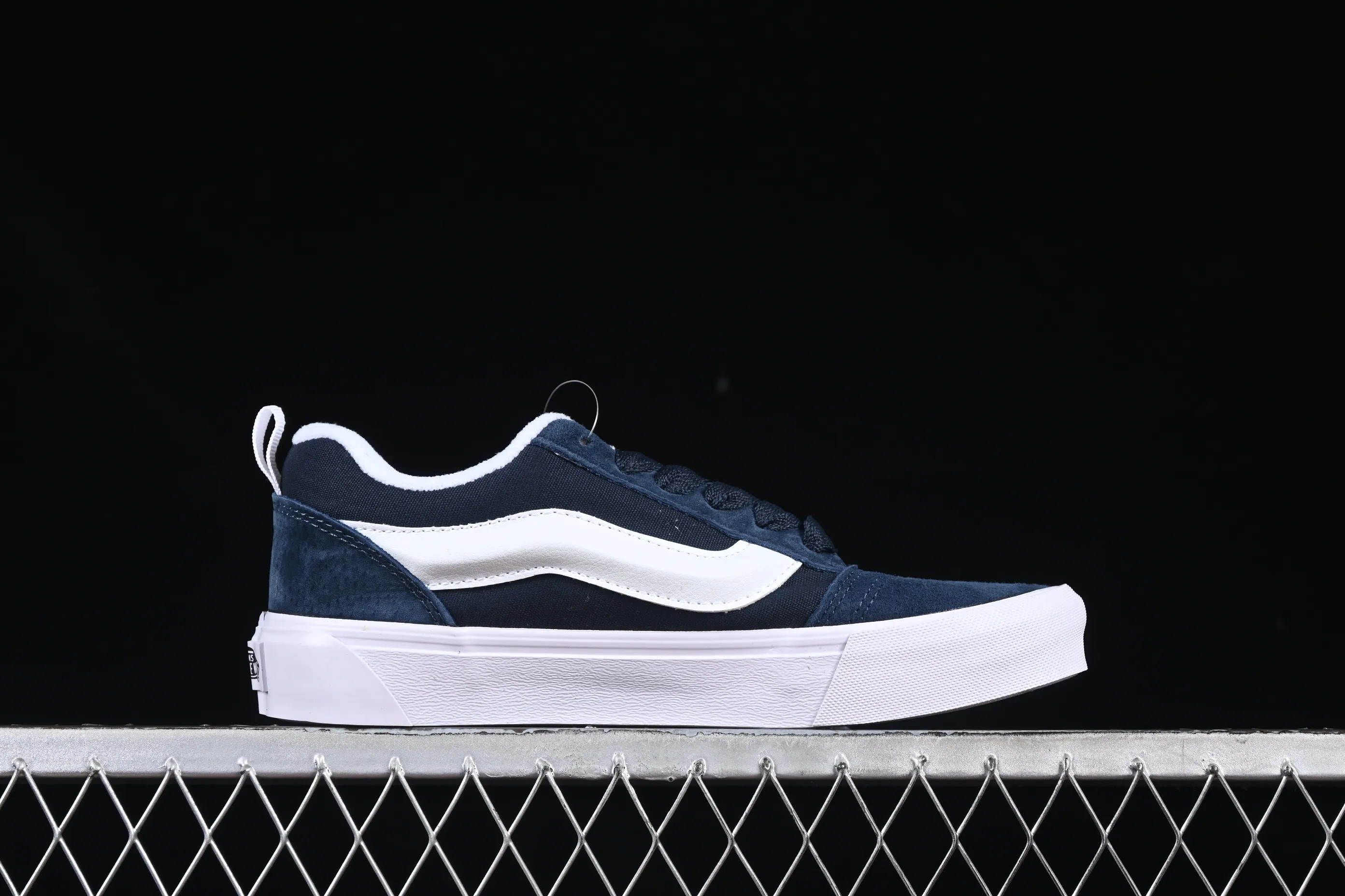 All categories Vans Vans series Vans Low Vans low-top Vans Knu Skool Vans low-top retro casual fat bread shoes VN000D6CJBL